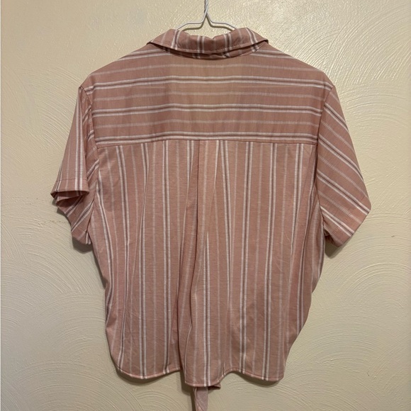Rue21 Pink and White Crop Button Down Shirt - Picture 7 of 7